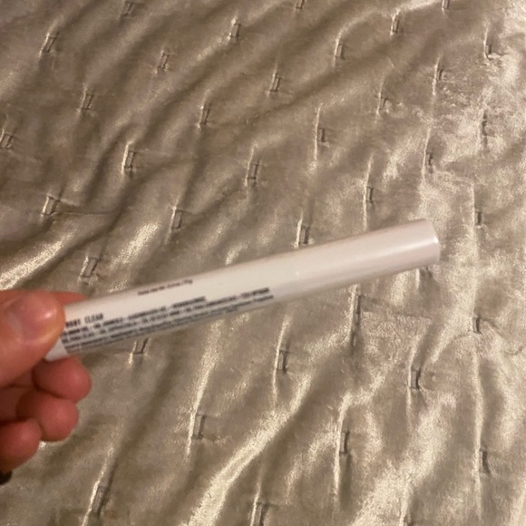 Nyx eyebrow gel - Picture 2 of 2